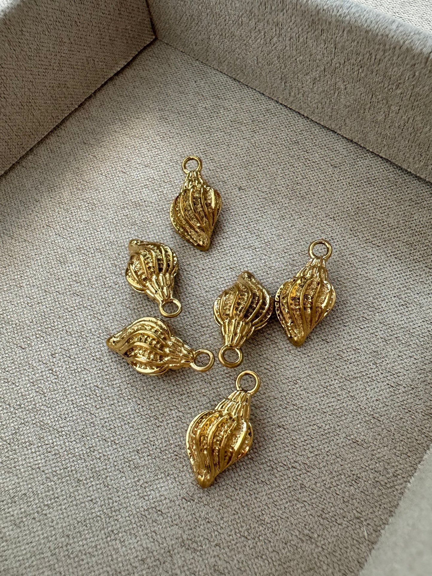 Breloque Océan - Or